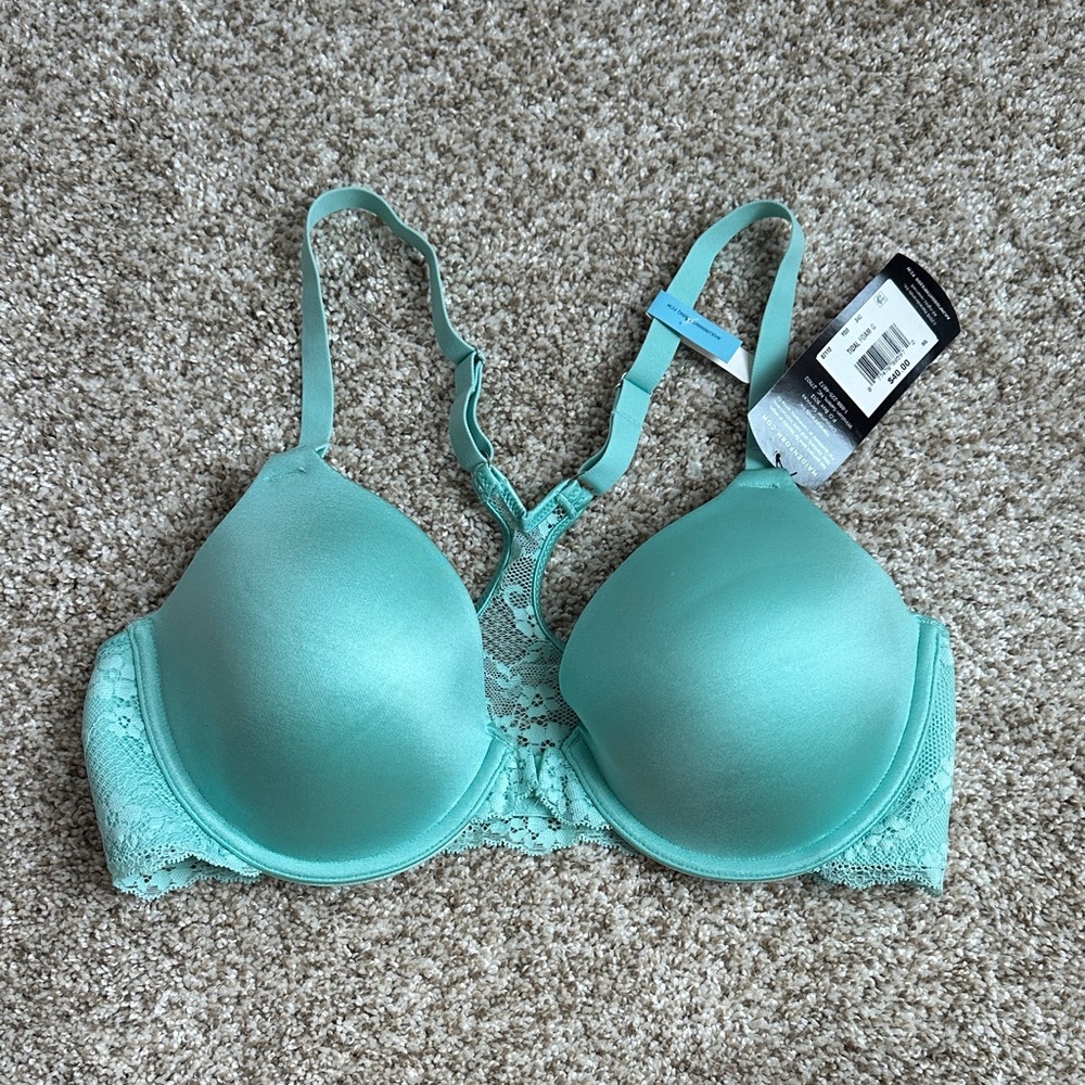 NWT Maidenform Racerback Bra